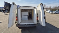 VOLKSWAGEN TRANSPORTER 2.5 TDi - nová mrazírenská vestavba + CARRIER XARIOS 230/12 V - vadný motor